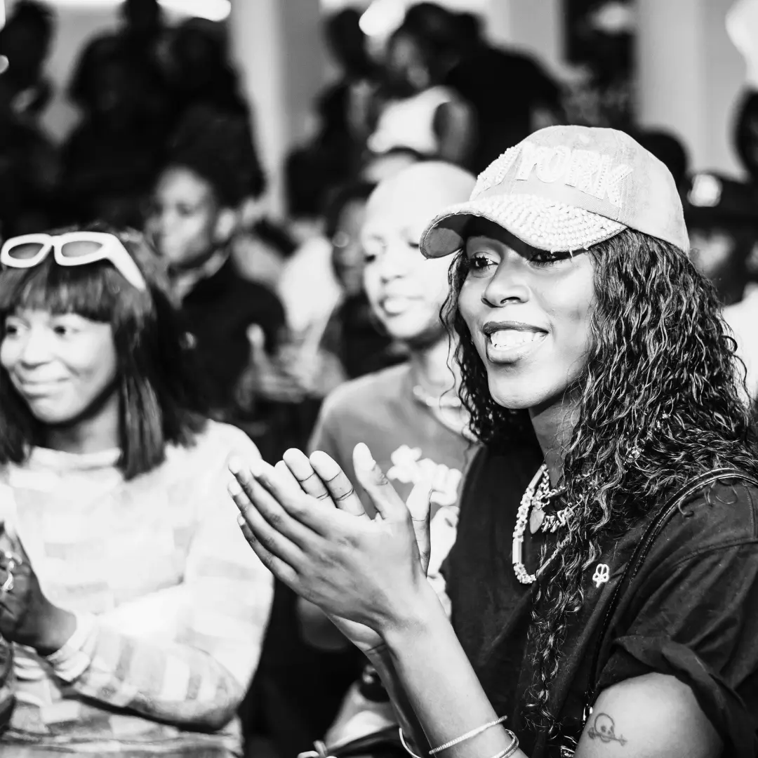 Crowd at Mamakashaka - poetry in Johannesburg